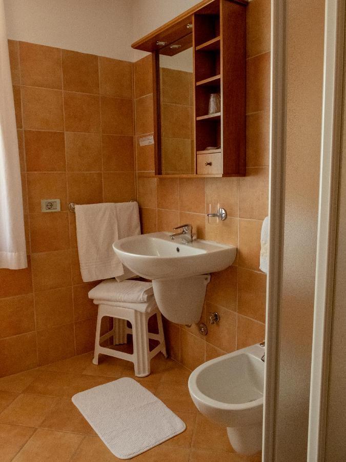 Hotel Ristorante Centrale Rovere Veronese ภายนอก รูปภาพ